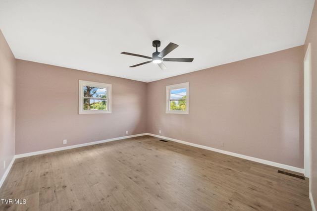 431 West Valley Drive, Kingsport, TN 37664