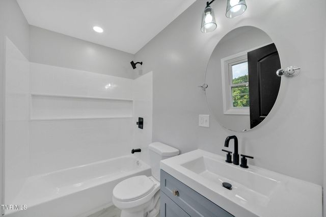 431 West Valley Drive, Kingsport, TN 37664