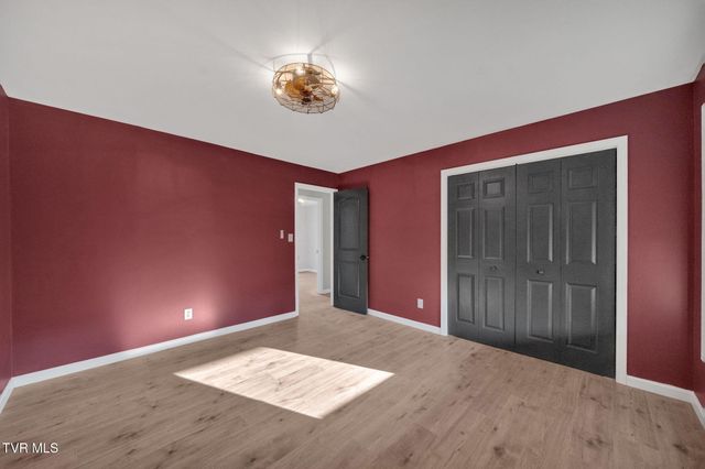 431 West Valley Drive, Kingsport, TN 37664
