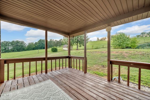 431 West Valley Drive, Kingsport, TN 37664