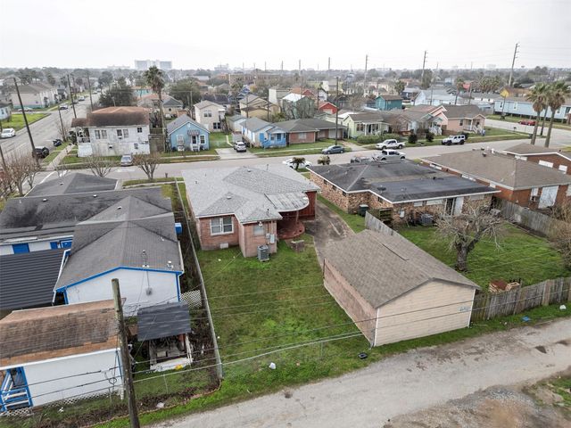 5108 Avenue L Street, Galveston, TX 77551