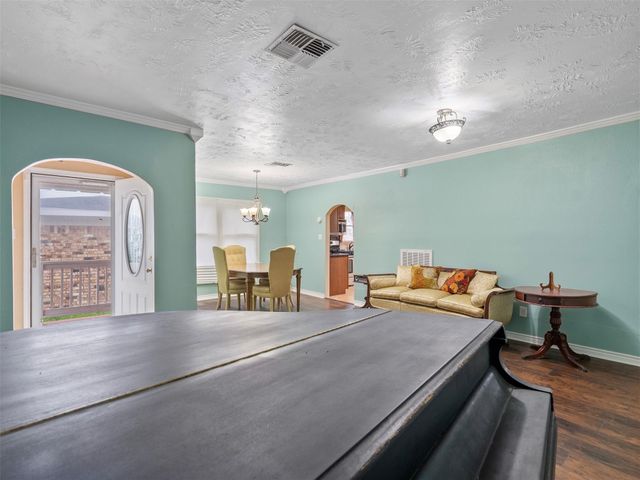 5108 Avenue L Street, Galveston, TX 77551