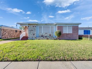 5108 Avenue L Street, Galveston, TX 77551