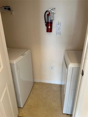10019 COURTNEY PALMS BOULEVARD 201, Tampa, FL 33619