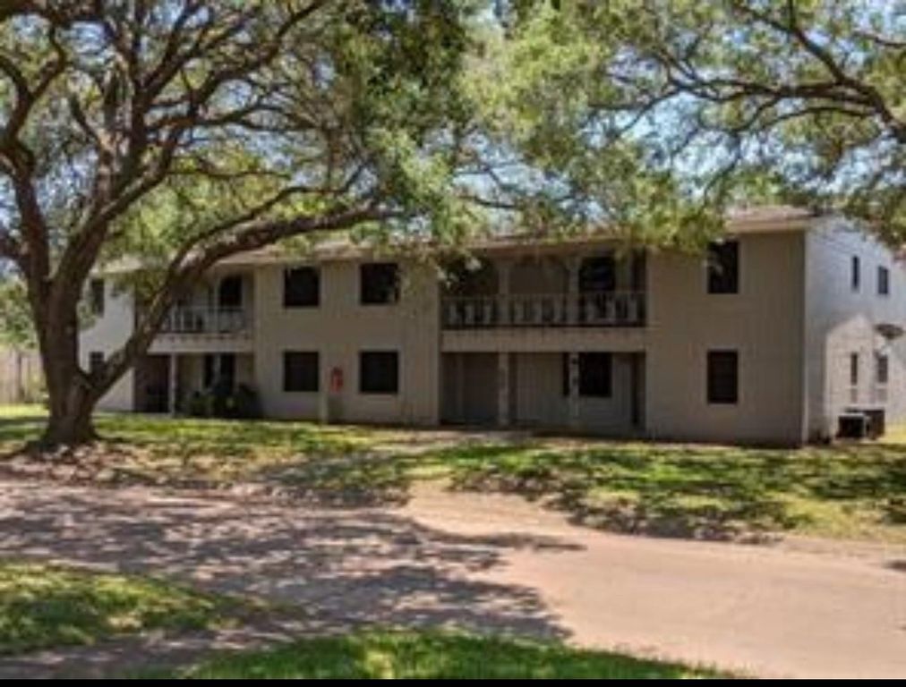 1867 Florida Drive, Seabrook, TX 77586