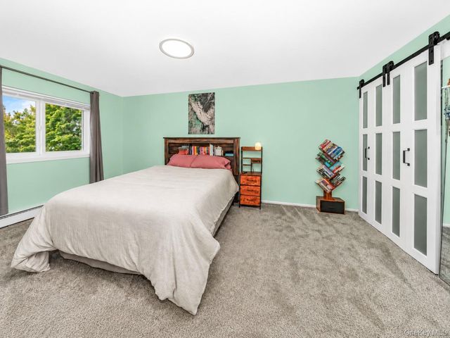 61 Adams 2A, Central Islip, NY 11722