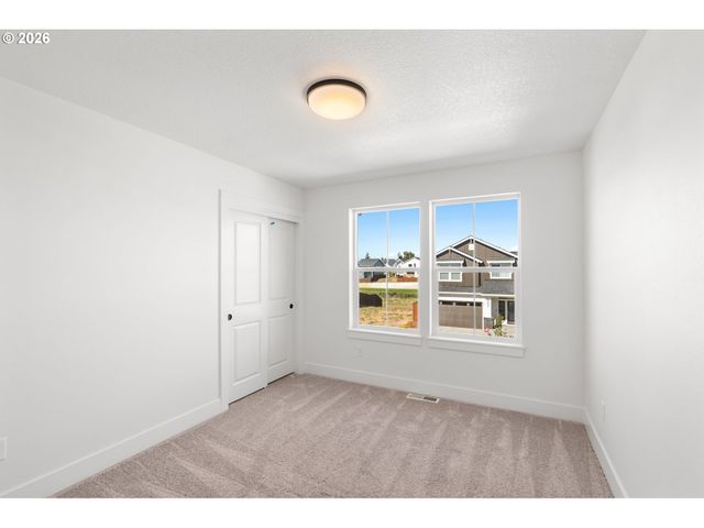 821 Nw 175TH Way, Ridgefield, WA 98642