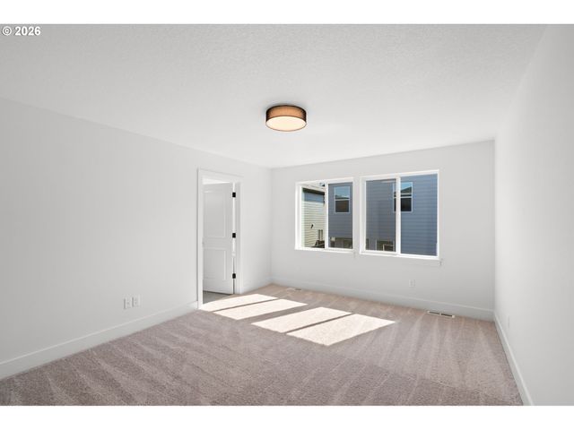 821 Nw 175TH Way, Ridgefield, WA 98642