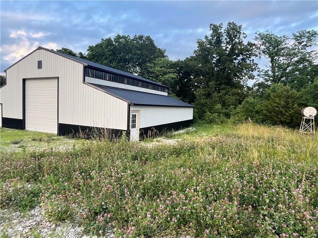 20573 Coon Branch Road, Lawson, MO 64062