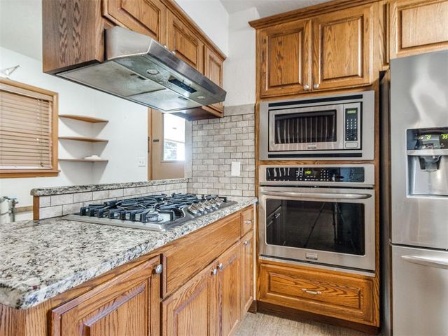 804 S 12th Street, Chickasha, OK 73018