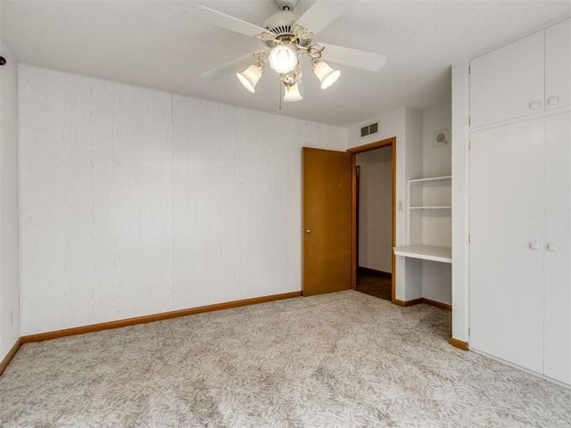 804 S 12th Street, Chickasha, OK 73018