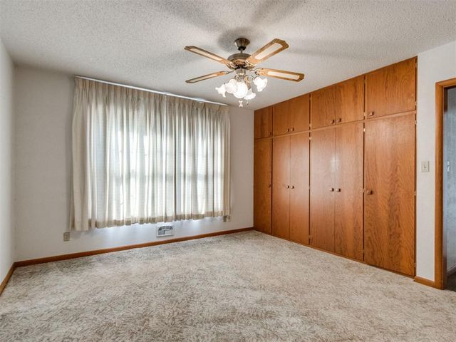 804 S 12th Street, Chickasha, OK 73018