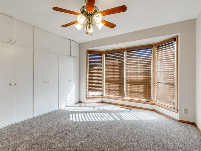 804 S 12th Street, Chickasha, OK 73018