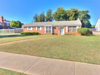 804 S 12th Street, Chickasha, OK 73018