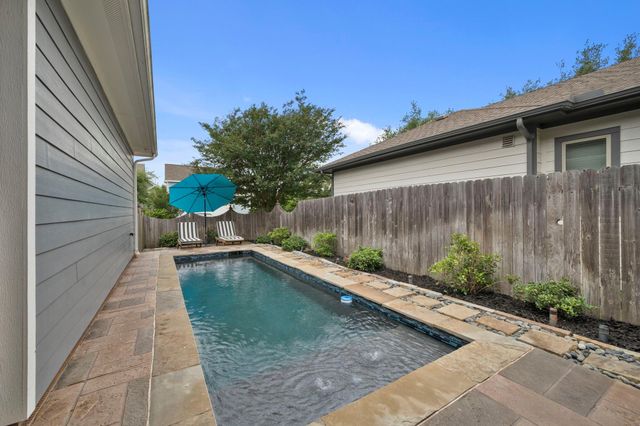 17031 Seminole Ridge Drive, Cypress, TX 77433