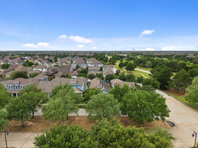 17031 Seminole Ridge Drive, Cypress, TX 77433