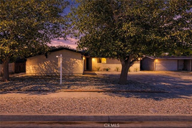 38639 Lilacview Avenue, Palmdale, CA 93550