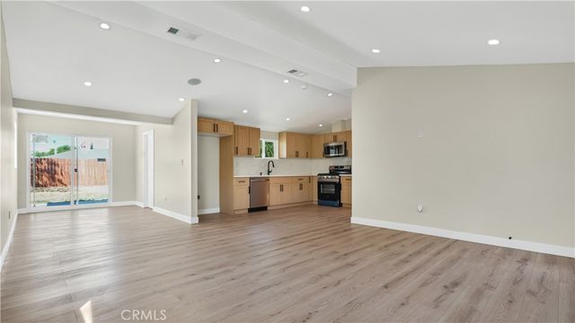 38639 Lilacview Avenue, Palmdale, CA 93550