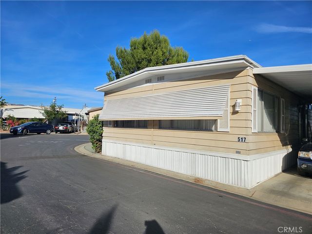 8811 Canoga Avenue 517, Canoga Park, CA 91304