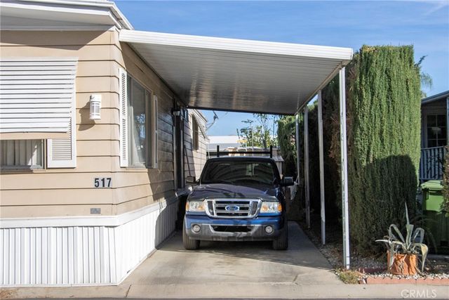 8811 Canoga Avenue 517, Canoga Park, CA 91304