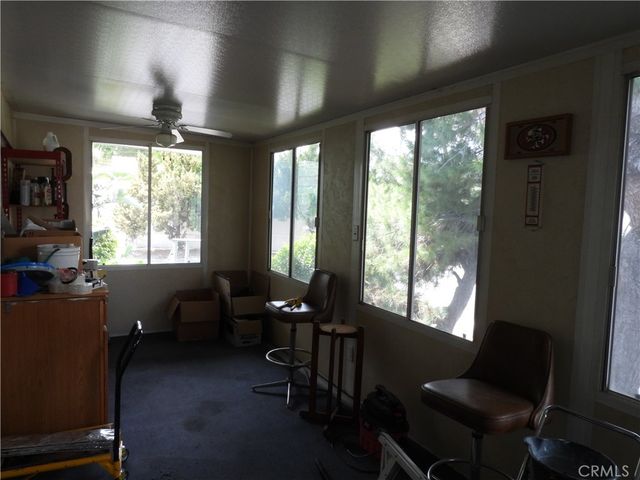 8811 Canoga Avenue 517, Canoga Park, CA 91304