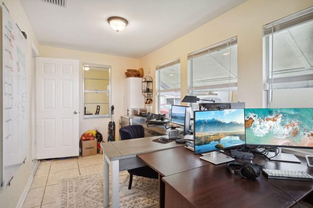614 N 7th Street, Lantana, FL 33462