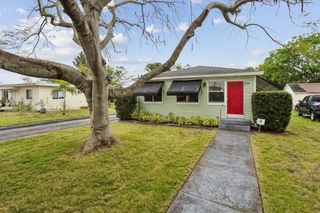 614 N 7th Street, Lantana, FL 33462