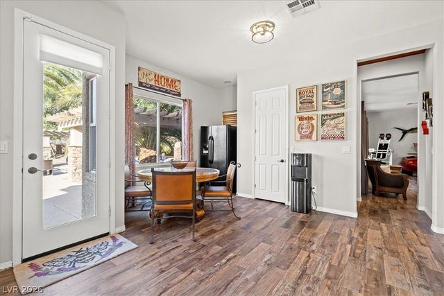 7100 Via Campanile Avenue, Las Vegas, NV 89131