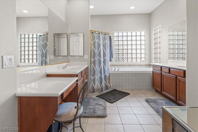 7100 Via Campanile Avenue, Las Vegas, NV 89131