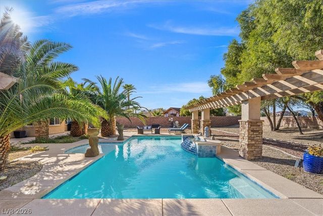 7100 Via Campanile Avenue, Las Vegas, NV 89131