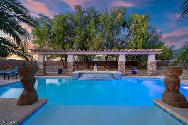 7100 Via Campanile Avenue, Las Vegas, NV 89131