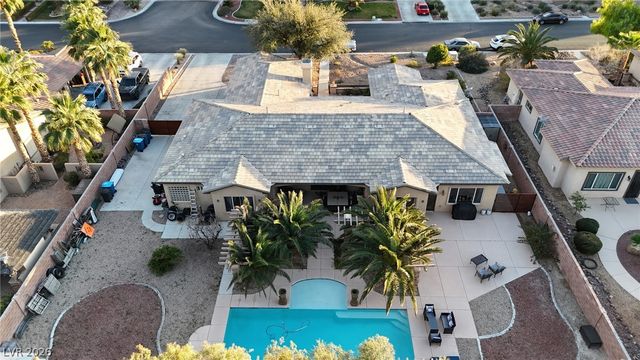 7100 Via Campanile Avenue, Las Vegas, NV 89131