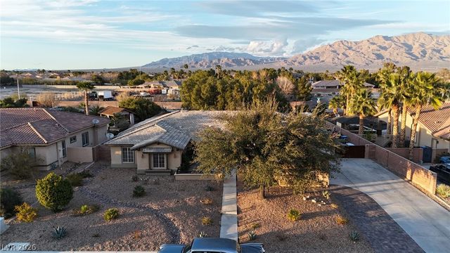 7100 Via Campanile Avenue, Las Vegas, NV 89131