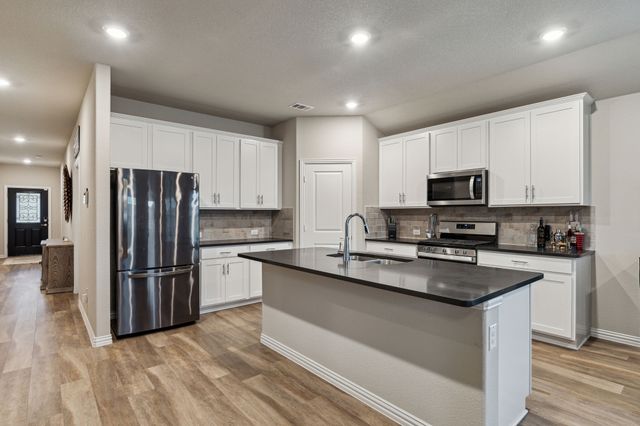 263 Hawthorn Drive, Lavon, TX 75166