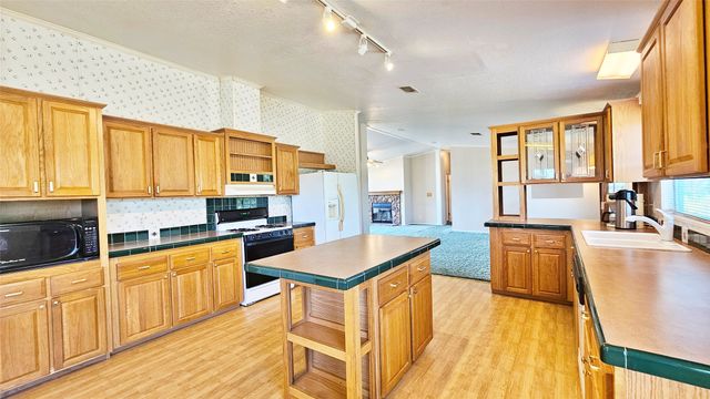 2247 County Road 2130, Greenville, TX 75402
