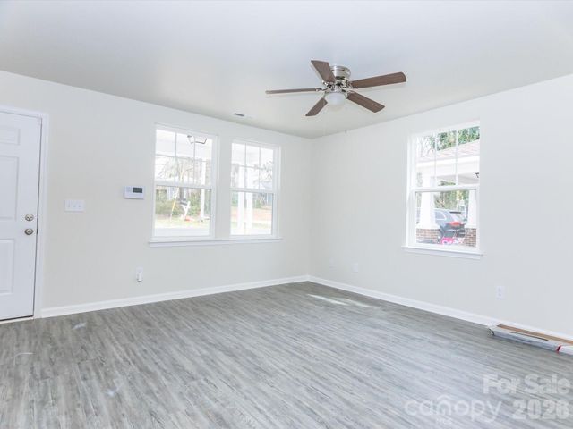 540 Broadway Court, Statesville, NC 28677