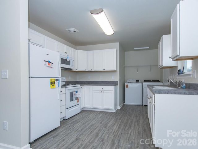 540 Broadway Court, Statesville, NC 28677