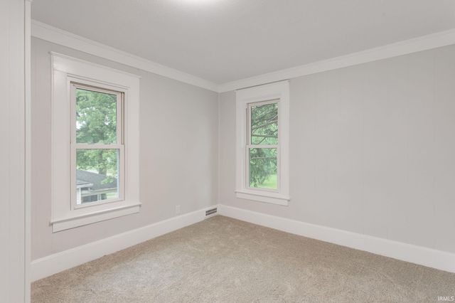 28220 La Rue Street, Elkhart, IN 46516