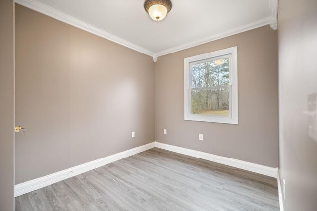 144 Ky-1809, Bryants Store, KY 40921