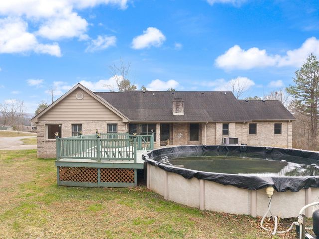 144 Ky-1809, Bryants Store, KY 40921