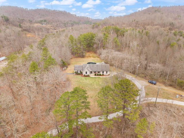 144 Ky-1809, Bryants Store, KY 40921