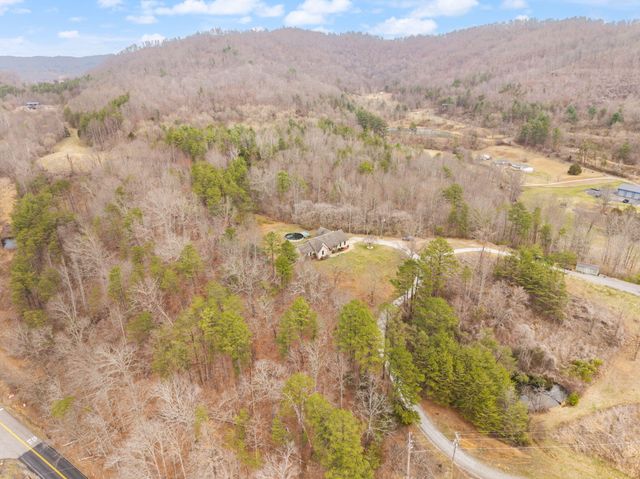 144 Ky-1809, Bryants Store, KY 40921