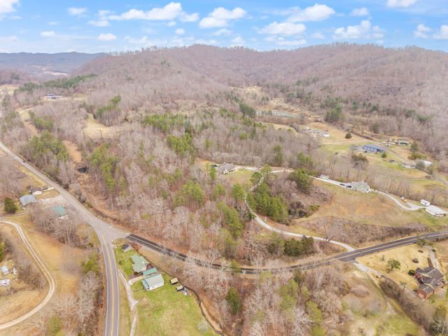 144 Ky-1809, Bryants Store, KY 40921