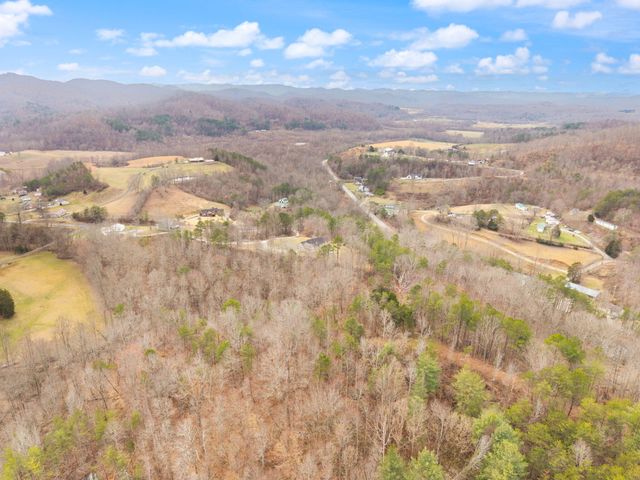 144 Ky-1809, Bryants Store, KY 40921