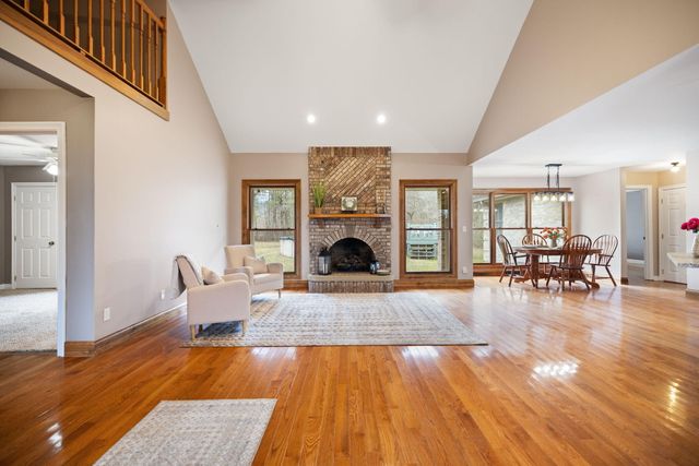 144 Ky-1809, Bryants Store, KY 40921