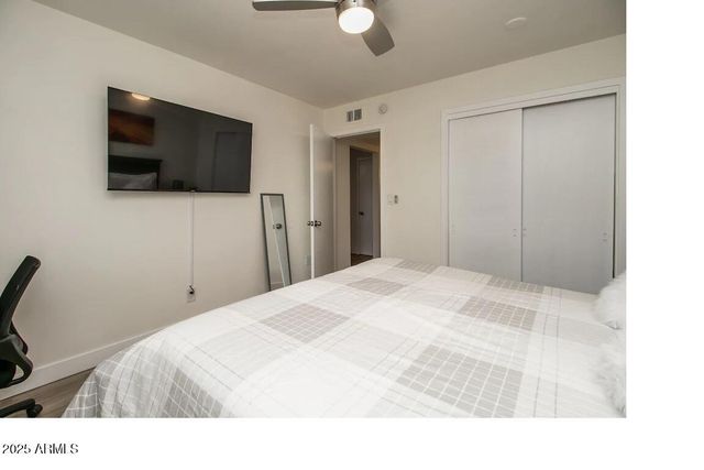 6809 E Earll Drive E, Scottsdale, AZ 85251