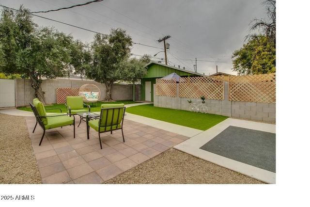 6809 E Earll Drive E, Scottsdale, AZ 85251