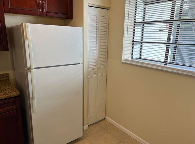 1256 S Military Trail 911, Deerfield Beach, FL 33442