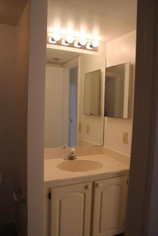 1256 S Military Trail 911, Deerfield Beach, FL 33442
