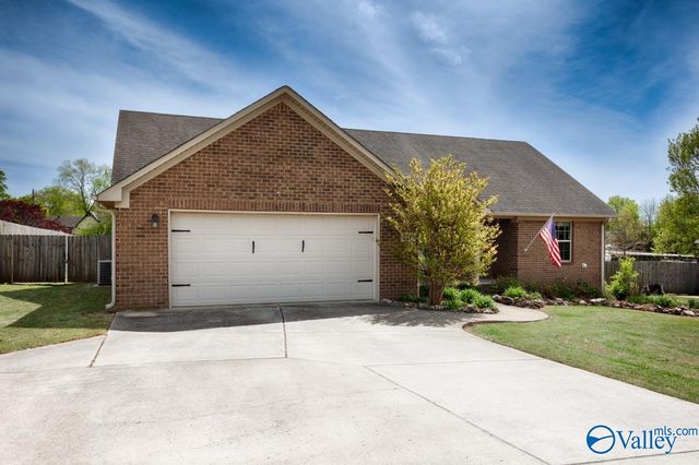 120 Hubert Road, New Market, AL 35761